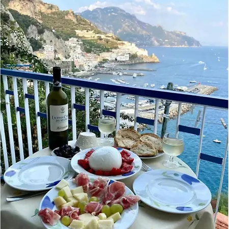 Daire Amalfi, Panorama, Relax & Privacy! *