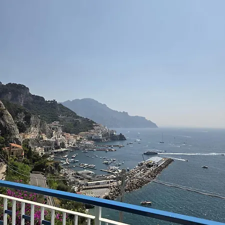 Daire Amalfi, Panorama, Relax & Privacy! Amalfi